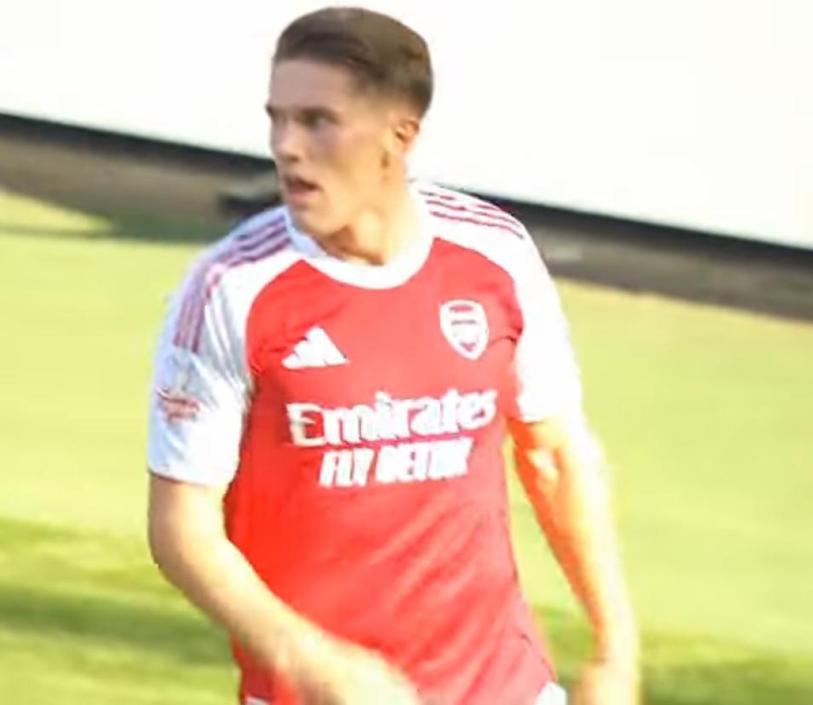 GYOKERES SCORES ON SECOND GAME FOR ARSENAL