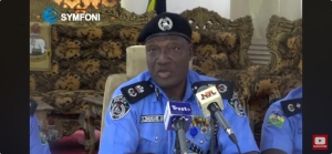 NORTHERN POLICE DPOS SHIELDING EERING NORTHERNERS IN THE SOUTH WESTERN STATES